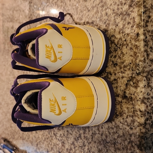 Air Force 1 GS ‘Kobe Bryant’ - Picture 5 of 8